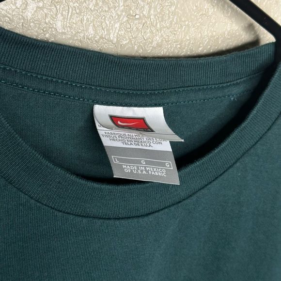 VTG Nike Chihuahua Graphic T-Shirt - Picture 4 of 4